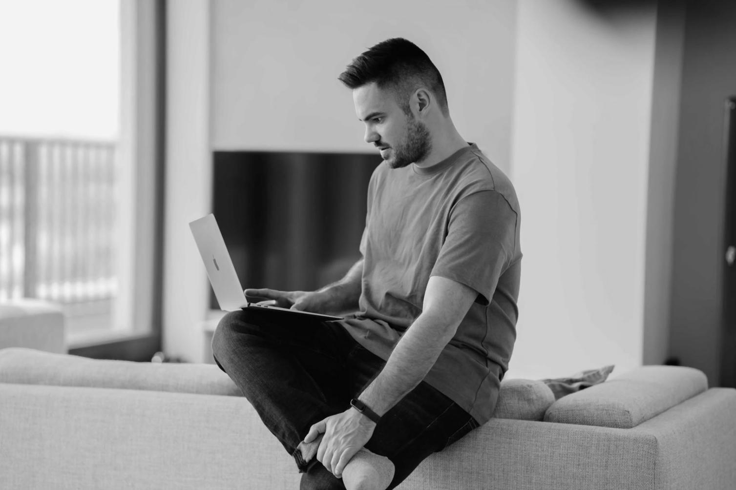 Interactive financial planning workshop with real scenarios